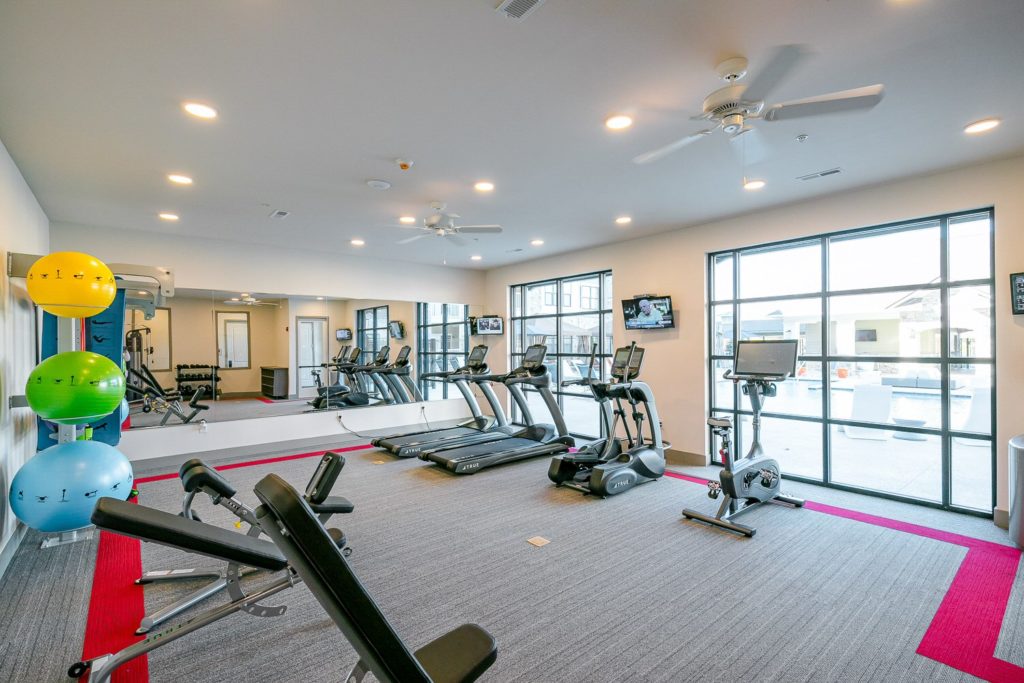 Aventura Wild Horse Fitness 2 11