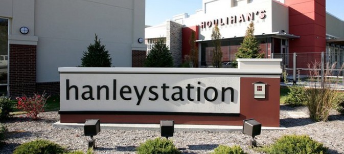 Hanley Station Sign E1406993984536 5